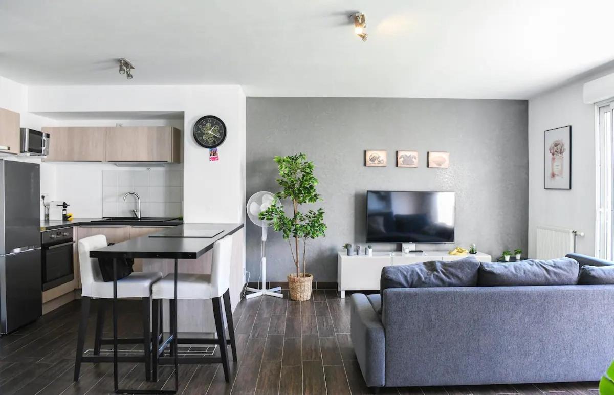 Superbe Appartement Avec Terrasse, Piscine & Parking Prive A 마르세유 외부 사진
