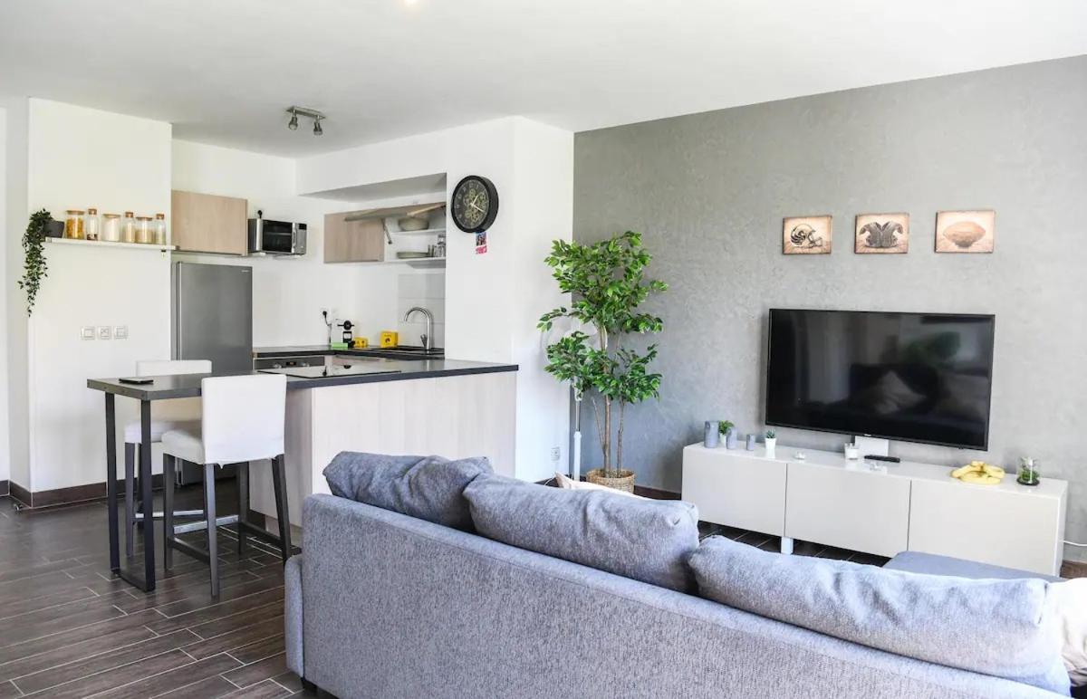 Superbe Appartement Avec Terrasse, Piscine & Parking Prive A 마르세유 외부 사진